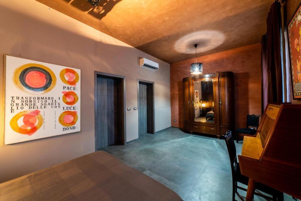Speciale Tarshito'S Home - Atrium And Terrace باري المظهر الخارجي الصورة