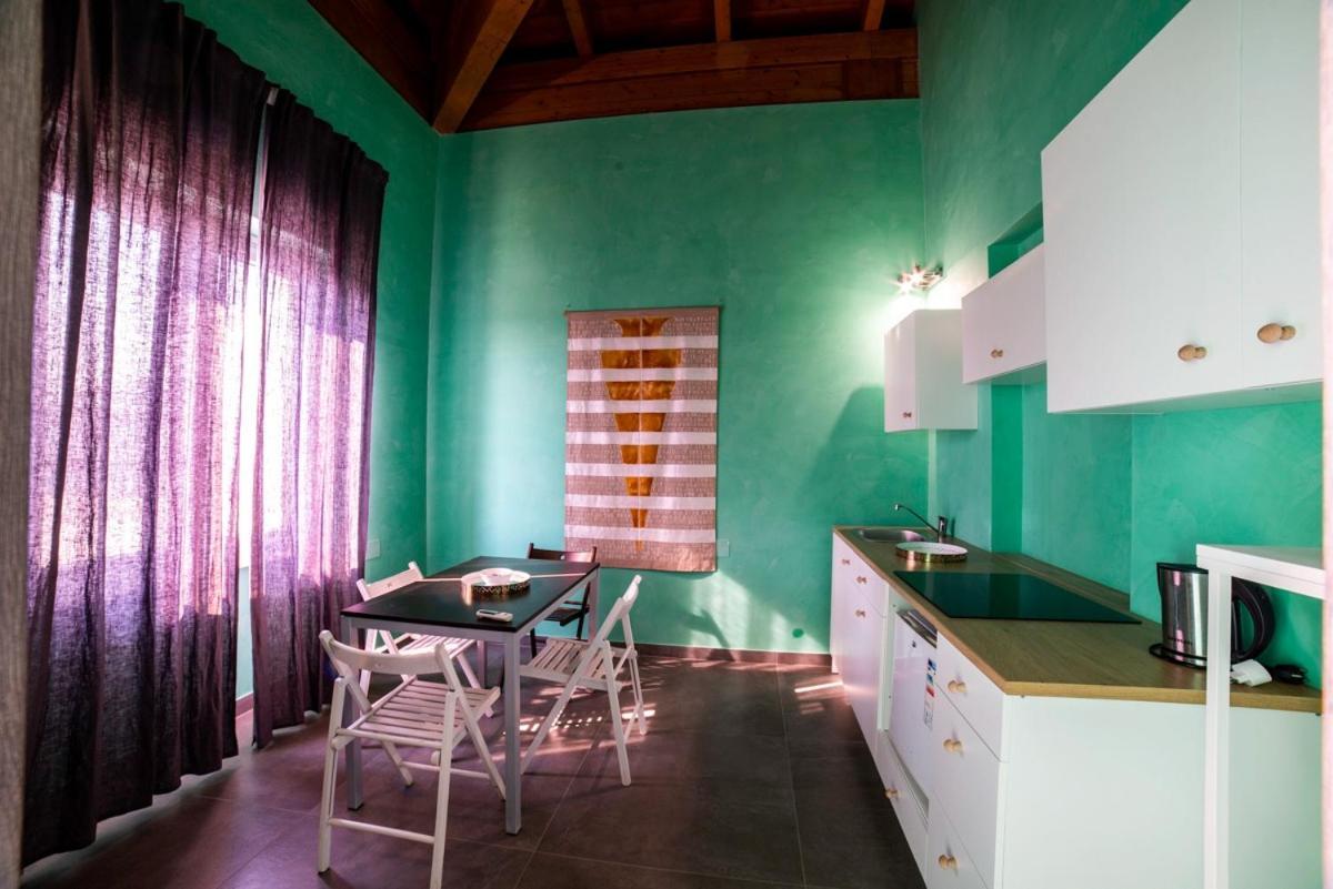 Speciale Tarshito'S Home - Atrium And Terrace باري المظهر الخارجي الصورة